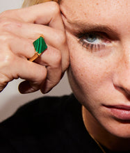 Load image into Gallery viewer, DECO ROMBO MALACHITE RING
