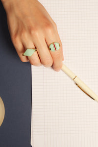 DECO EMPANADA CHRYSOPRASE RING