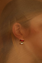 Load image into Gallery viewer, MARGARITA BAGUETTE GARNET + AMETHYST EARRINGS
