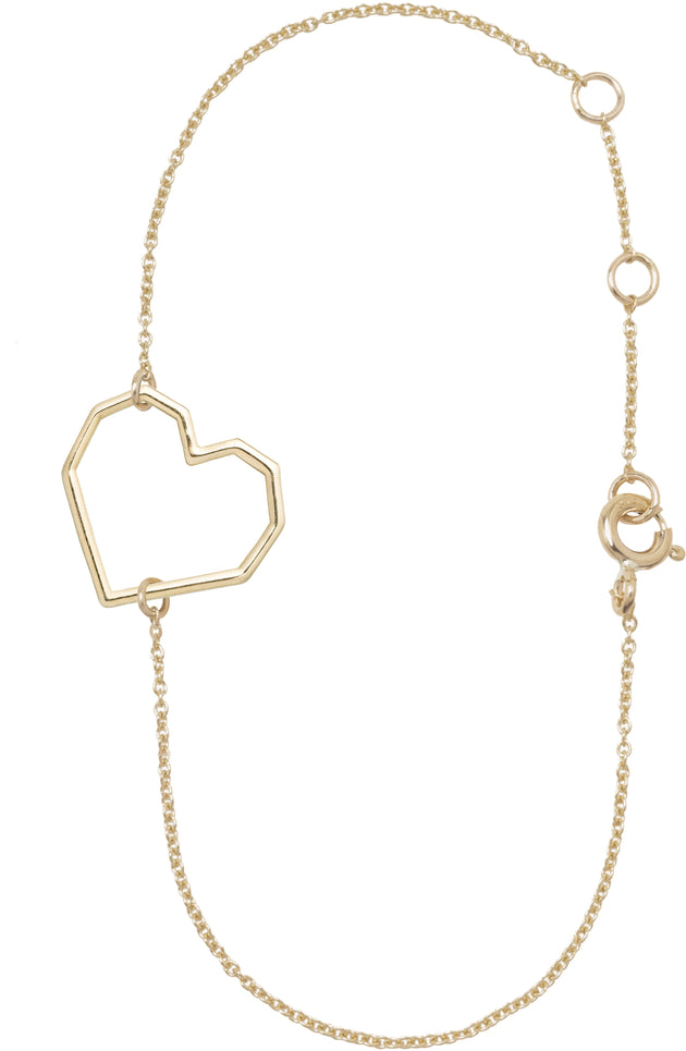 Gold chain bracelet with heart shaped pendant
