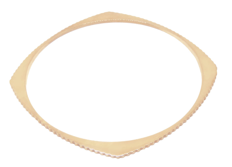 Gold hoop textured bracelet