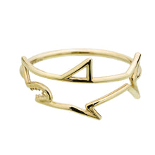 Load image into Gallery viewer, Gold shark shaped ring
