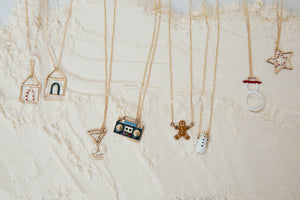 CASITA ENAMEL GREEN NECKLACE