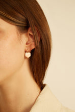Load image into Gallery viewer, CORAZON PINK EARRINGS
